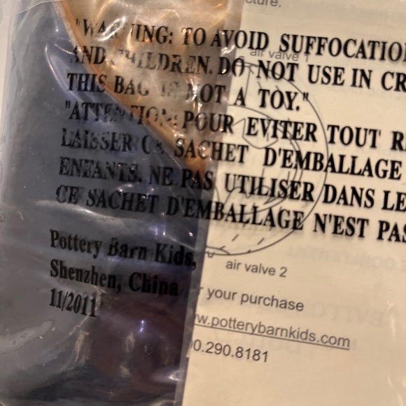 BATMAN Pottery Barn Kids Beach Ball 20" sealed New. Bat Signal LOGO Summer 2012 - Picture 4 of 9